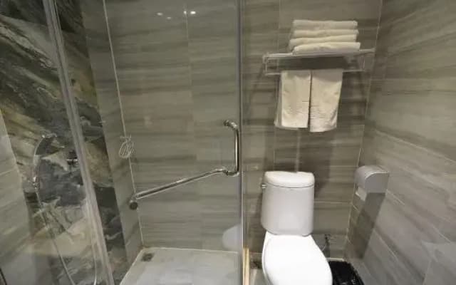 YI Cheng Le Xuan Hotel