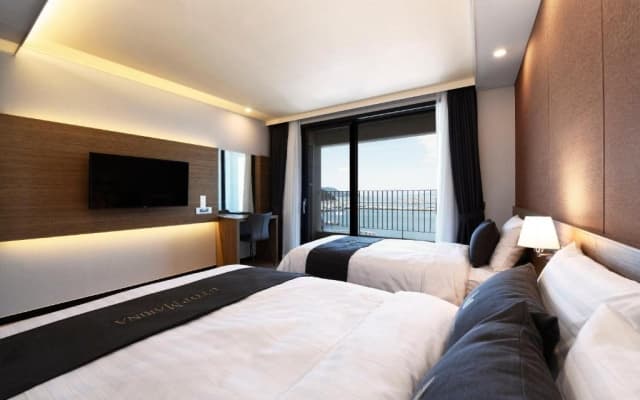 Utop Marina Hotel & Resort