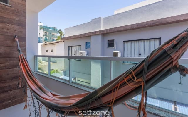 Sobrado A 300m Da Praia De Ilhéus Vcm005