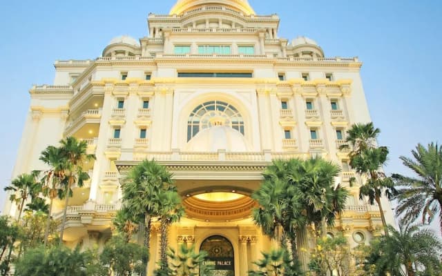 Grand Empire Palace Hotel