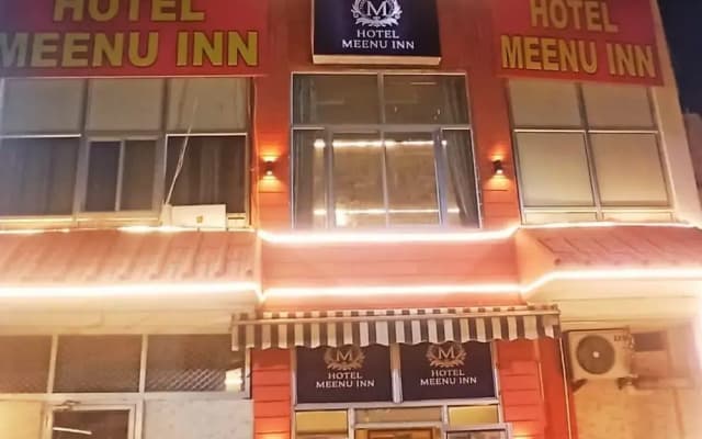 OYO Flagship 70158 Meenu Inn