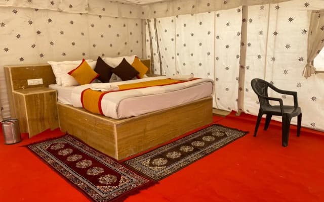 Desert OverNight Camp & Resort, Jaisalmer