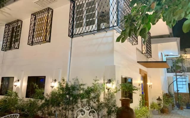 Courtyard Hotel