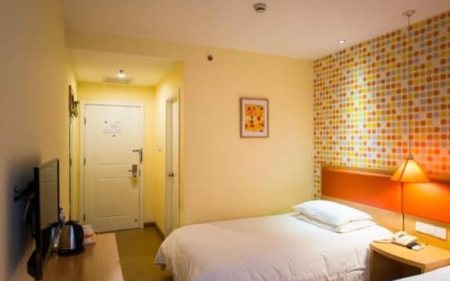 Homeinn Hotel (Changzhi Bayi Plaza)