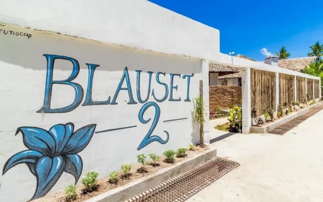 Blauset House Ii