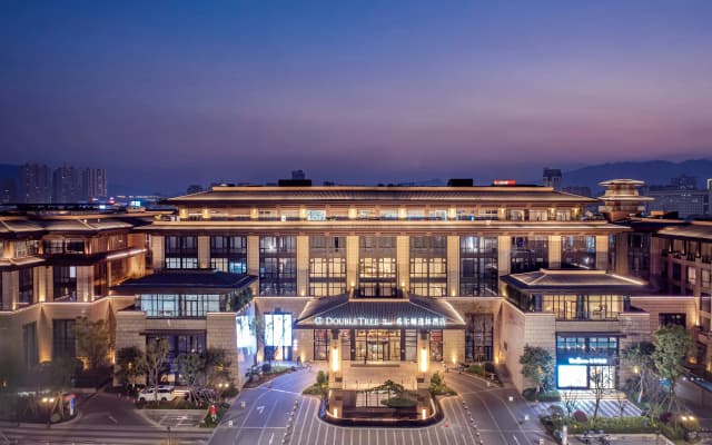 Doubletree By Hilton Cangnan