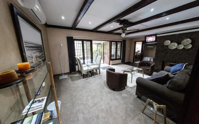 Fish Eagle Manor