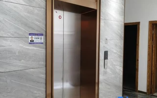 Yueyi Zhixuan Hotel (Huaihua South Railway Station, Wanda)