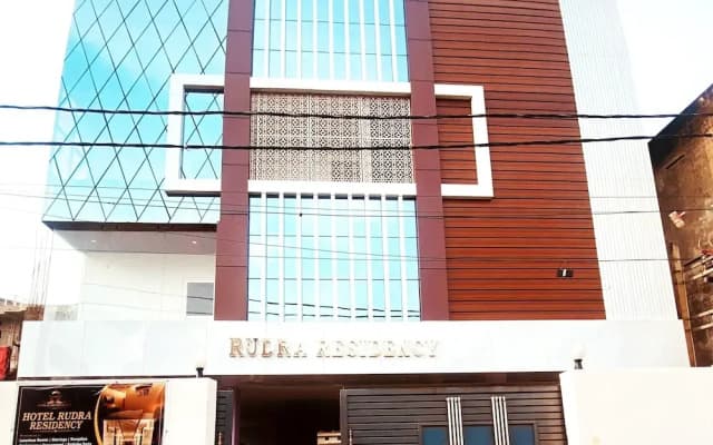 Hotel Rudra Residency