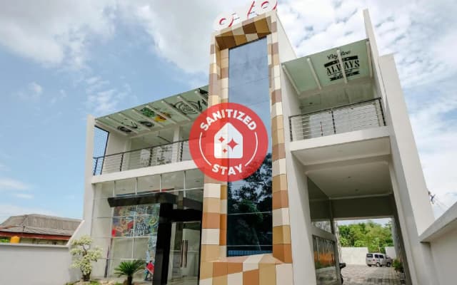 OYO 2140 Hs Residence
