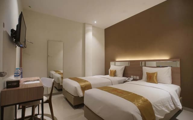 Triizz Hotel