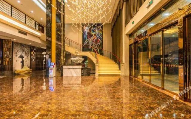 Grammy Hotel (Nanning Xixiangtang Coach Station Metro Station)
