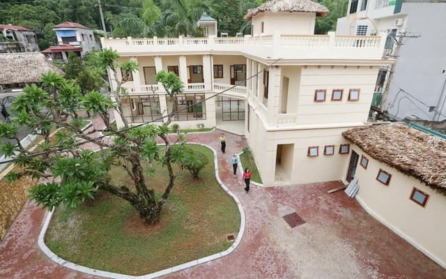 Hoa Binh Hotel