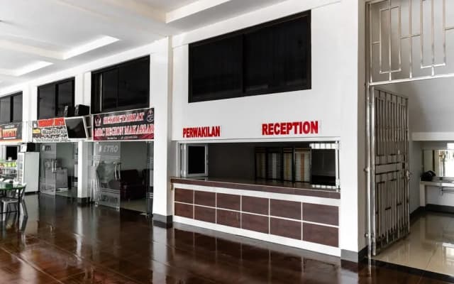 OYO Flagship 91534 Wisma Metro Permai