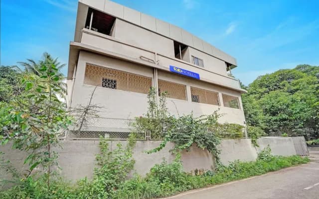 Fabhotel Aj Residency Airport Stay