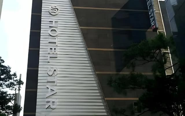Hotel Star