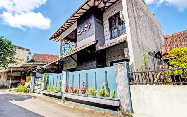 OYO Life 92575 Zazi Homestay
