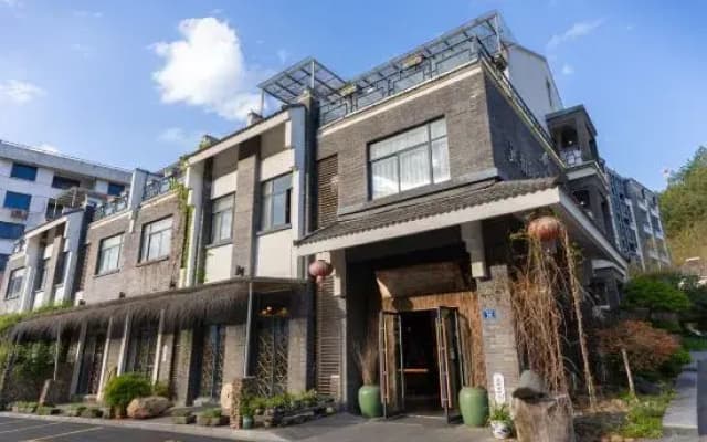 Jiangyuan Impression Guesthouse