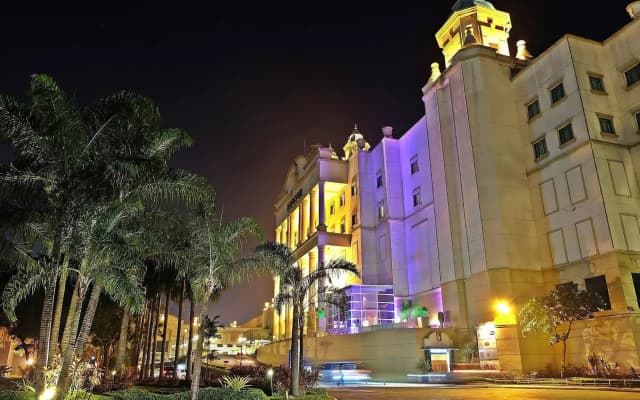Waterfront Cebu City Hotel & Casino