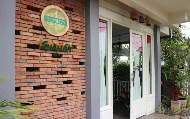 Roemah 28 Syariah Boutique Hotel