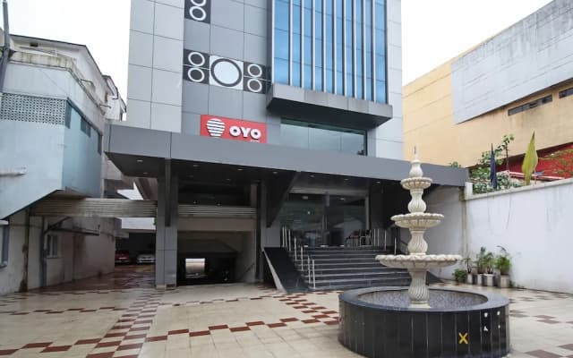 OYO 1545 Hotel Shivani International