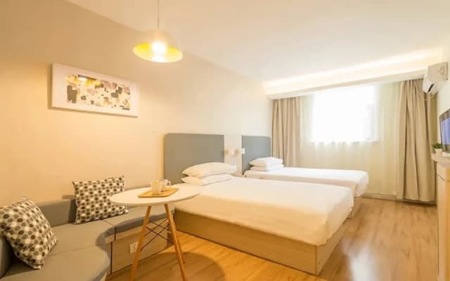 Hanting Hotel Ji'nan Huaxin Road