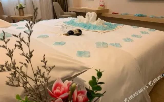 Vienna Hotel (Nanchong Gaoping Airport)