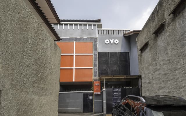 OYO 1608 Feby Maisonatte