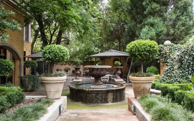 Godiva Spa & Guesthouse