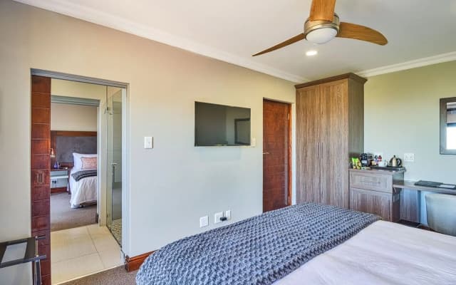 Intle Game Lodge
