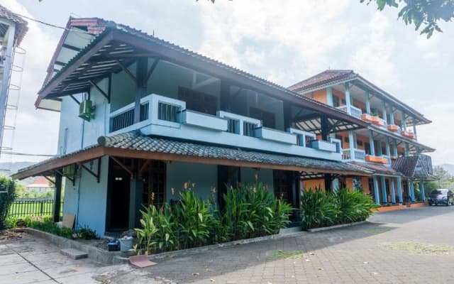 Hotel O Srikandi Hotel