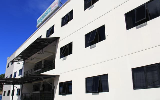 Hotel Augusta Lembang