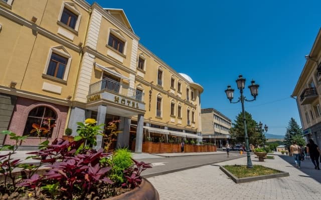 Hotel Lomsia