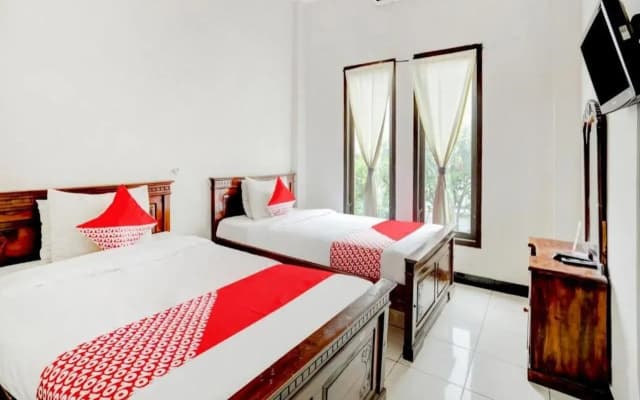 Hotel Warta Dua