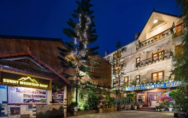 Sunny Mountain Hotel