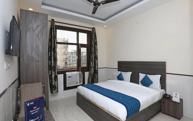OYO Townhouse 782 Hotel kalinga Sector 66