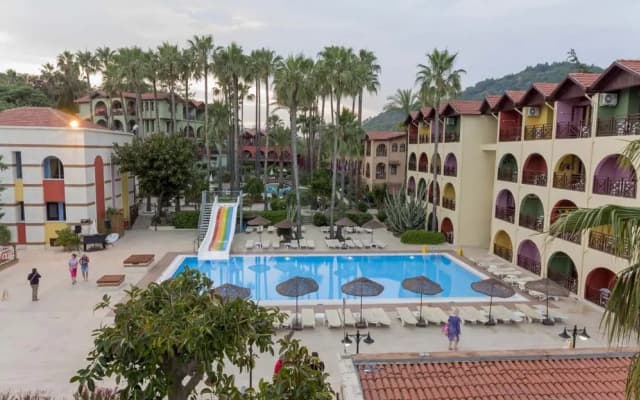 Club Tropical Beach Hotel - All Inclusive