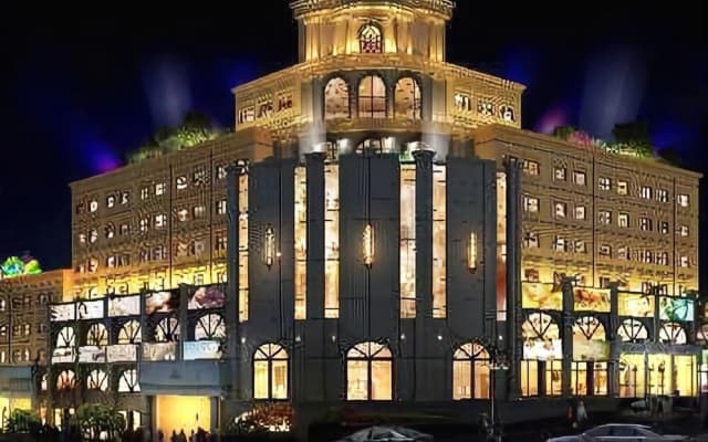Emerald Hotel