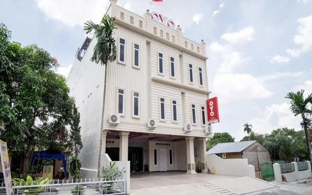 Super OYO 621 Vania Residence