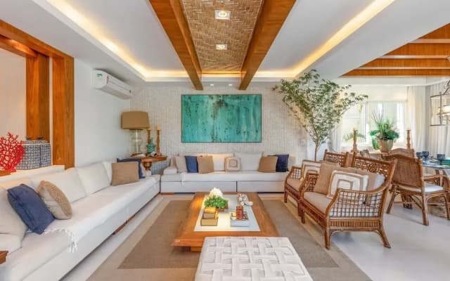 Bz45 Rua das Pedras Casa com Piscina