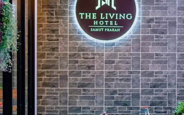 The Living Hotel SamutPrakan