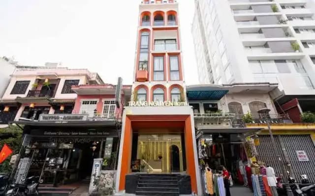 Trang Nguyen Hue Hotel