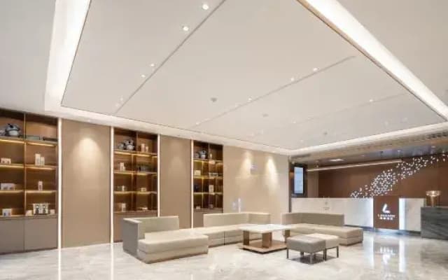 Lavande Hotel  Xuzhou Funing Tianhong Avenue