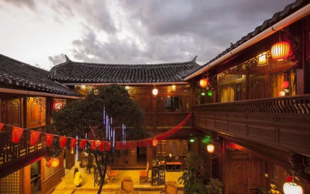Lijiang Beauty Cloud Inn