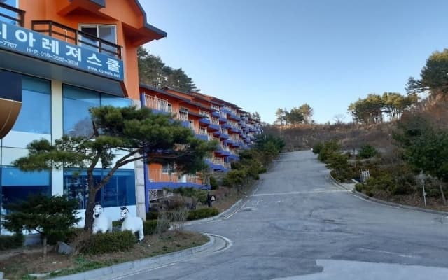 Hyundai Elliot Hotel and Resort