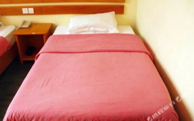 Homeinn Ease Hotel (Weihai Stadium Harbin Institute of Technology)
