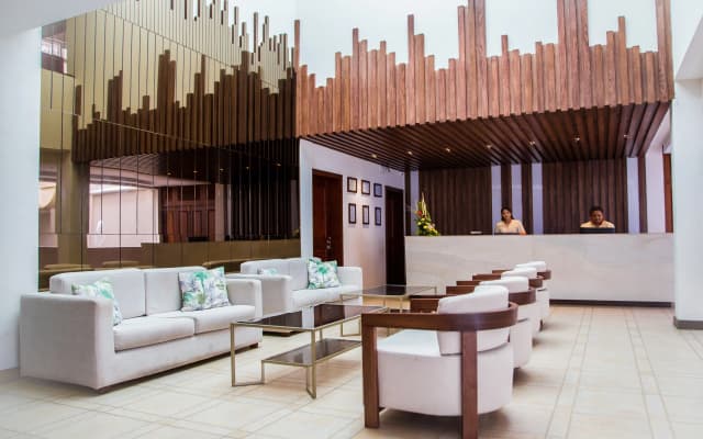 Tarisa Resort & Spa