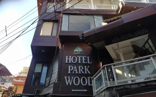 Hotel Parkwood "Mall Road"