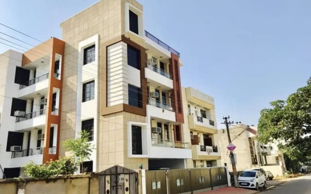 BluO 2BHK Jaipur - Terrace Garden, Balcony, Lift