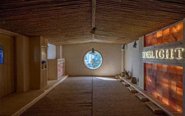 Delight Hotel